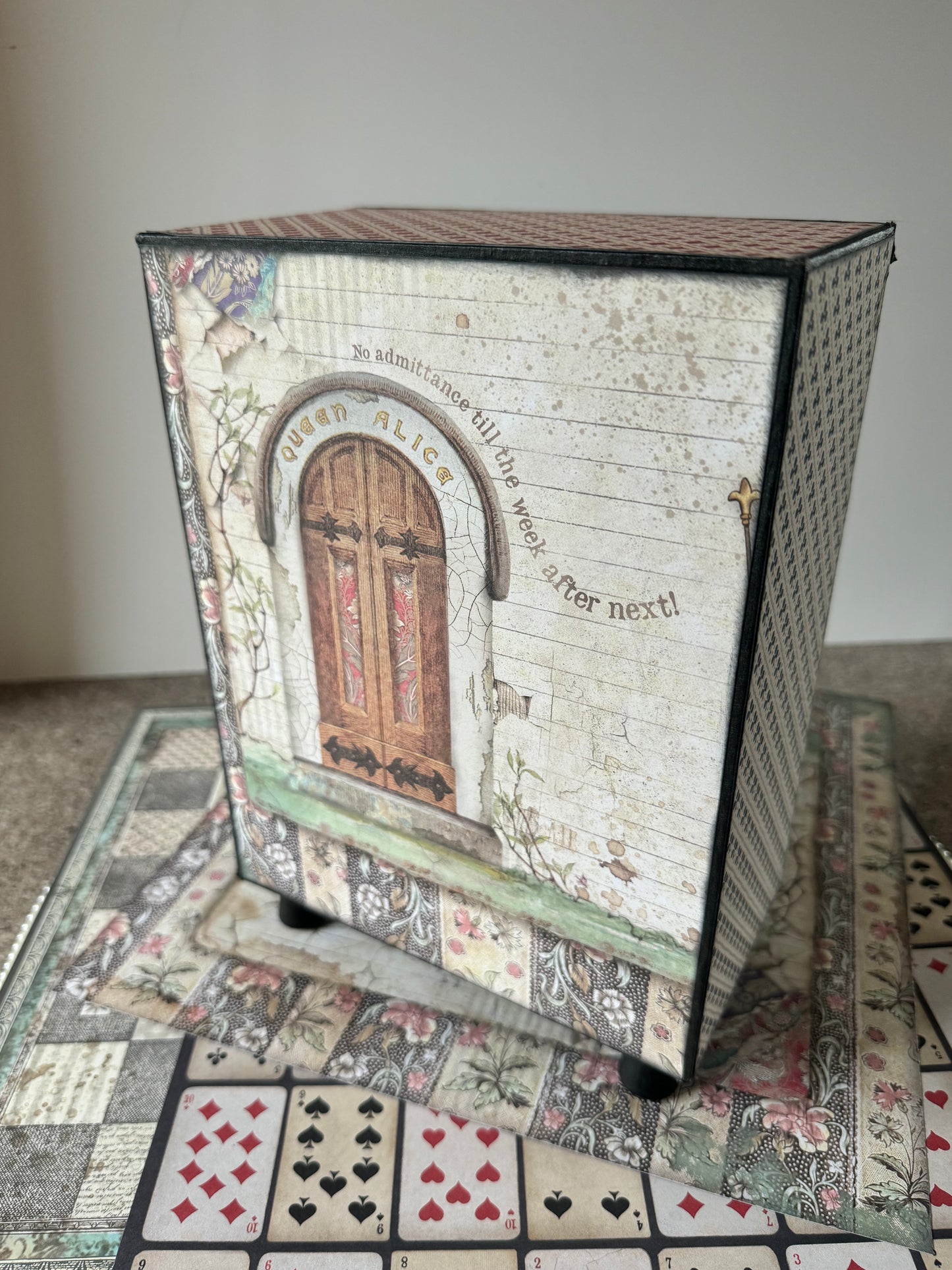 Alice in Wonderland Tunnel Box, Tunnel Album and Waterfall Folio MDF KIT